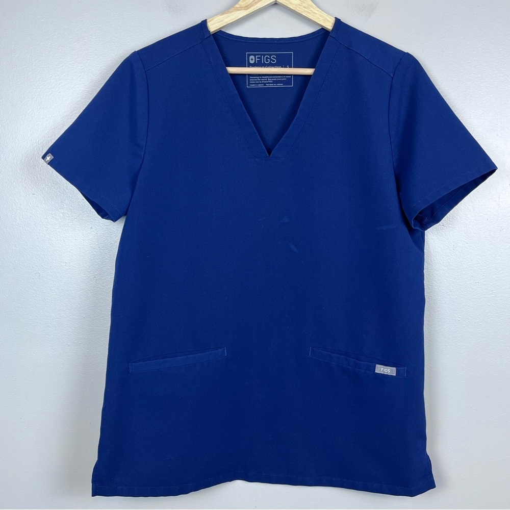 Figs Technical Collection Women's FW1100 Casma V-Neck Scrub Top Size S; Uniform